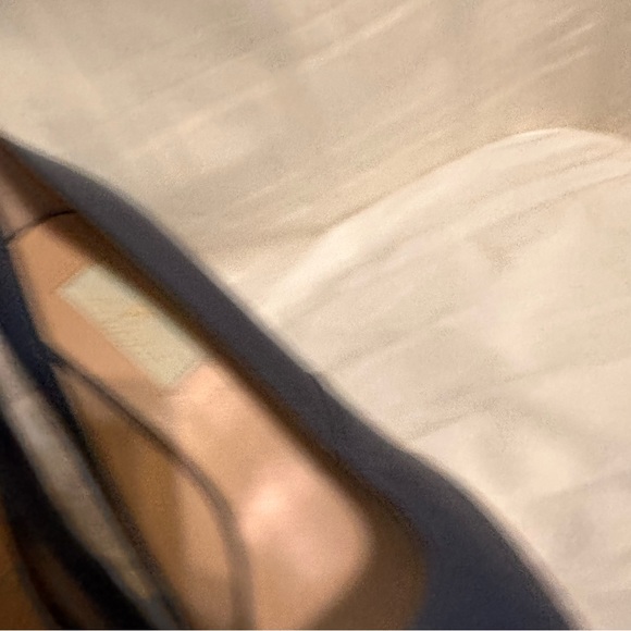 Julie Lopez Heels - Picture 3 of 9